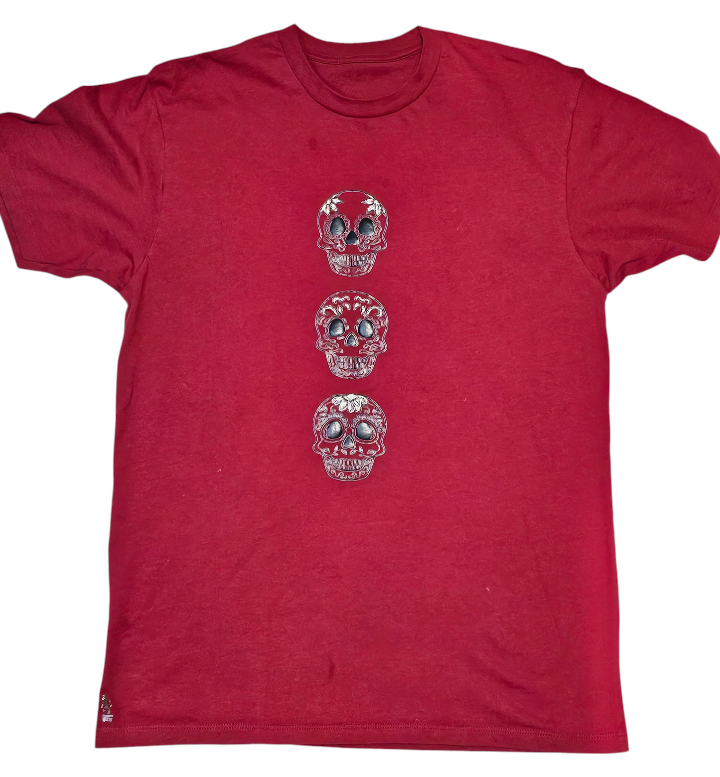 Calaberitas fitted T-shirt A unique shirt featuring intricate stitching details, adding a touch of texture to a classic design.